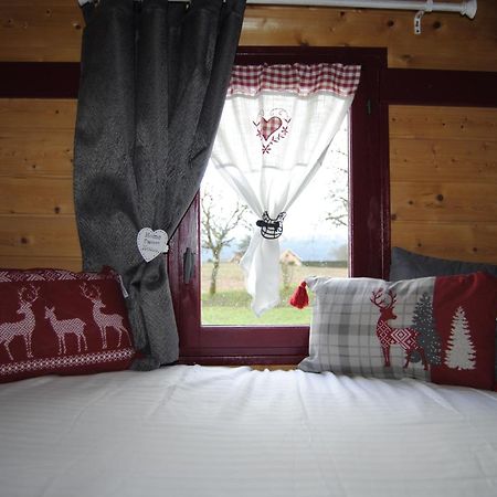 La Roulotte Belle Fleur Hotel Saint-Nabord ภายนอก รูปภาพ